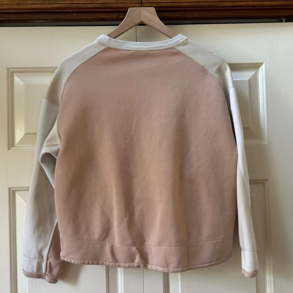 Nike Sportswear Tech Fleece Crewneck Cropped Sweatshirt Women’s size large
